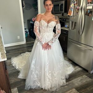 Wedding dress